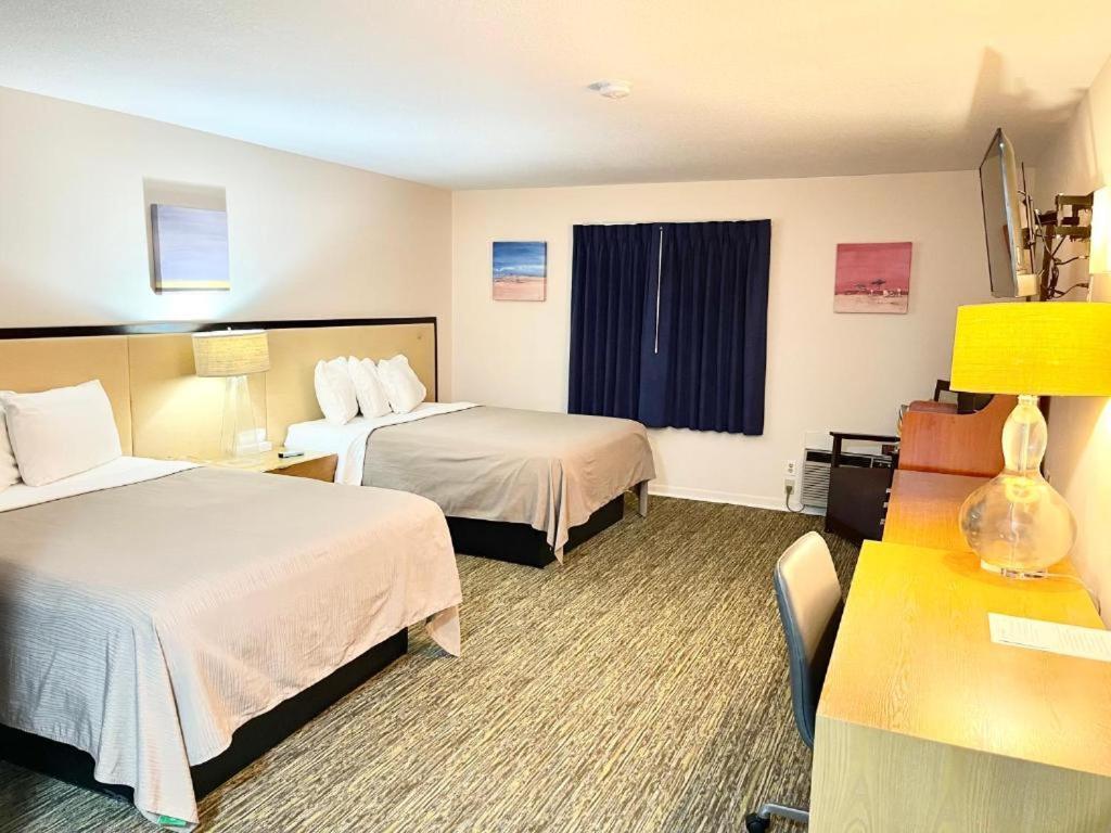 Camp Inn Lodge Au Sable Eksteriør bilde
